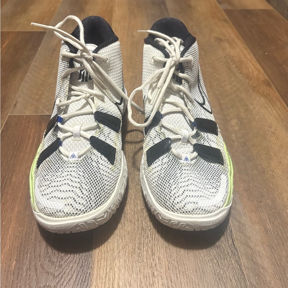 Nike Kyrie 7 basketball shoes